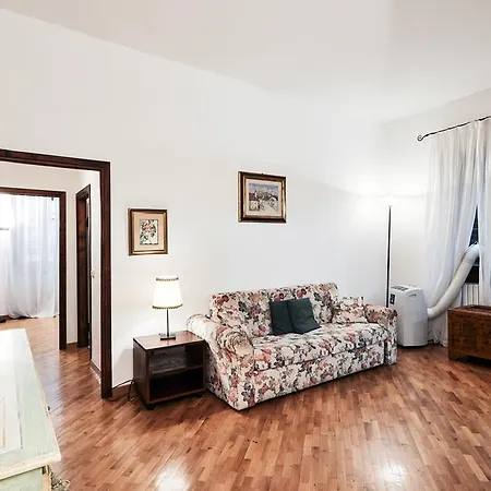 Uffizi 2 Apartamento *